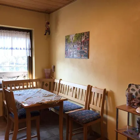 Moselpension Gwosch *