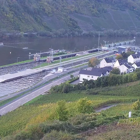 Moselpension Gwosch Апартаменты *